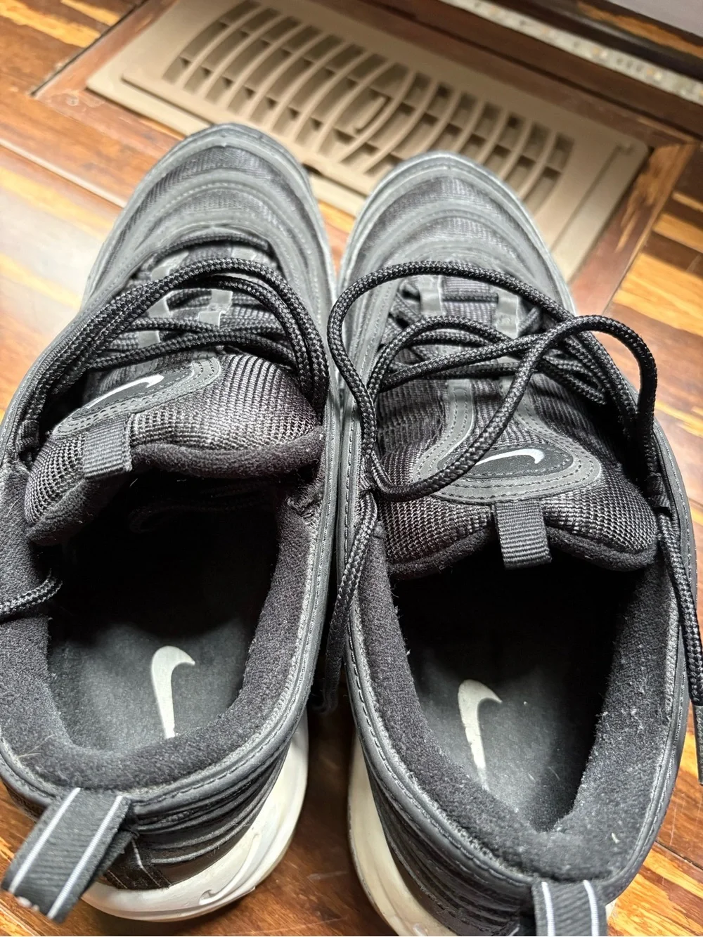Nike Men’s Black and White Air Max 97 Sneakers - Picture 4 of 7